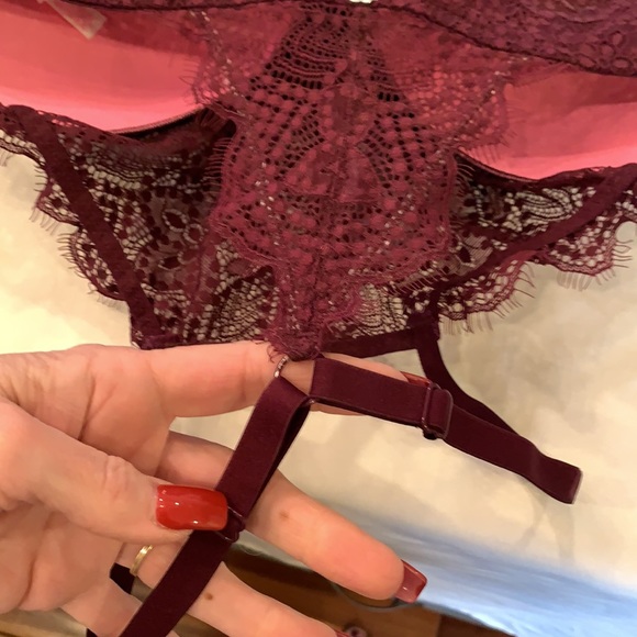 Pink Victoria Secret maroon purple lacy bralette under wire bra razor back DD - Picture 6 of 7